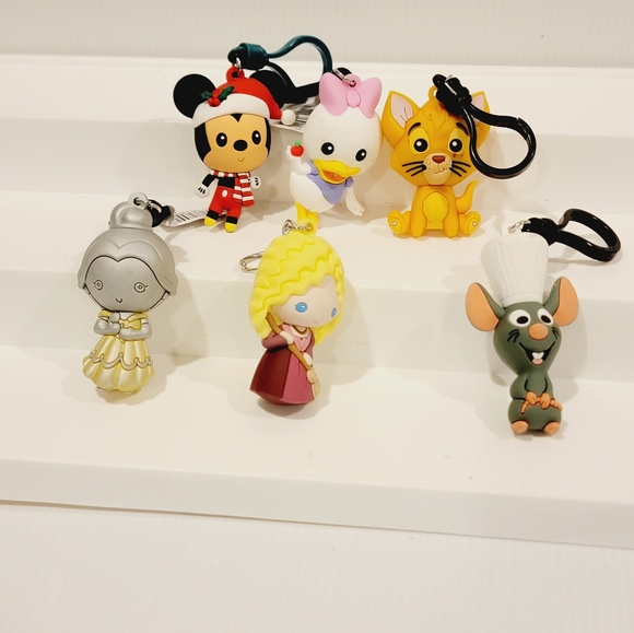 Disney Princess Blind Bag Figural Keychain Set 3D Figures - Picture 6 of 10